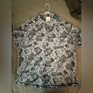 2XL Men’s Tropical Button Down Tee NWOT